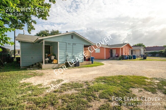 Building Photo - 2611 W French Pl