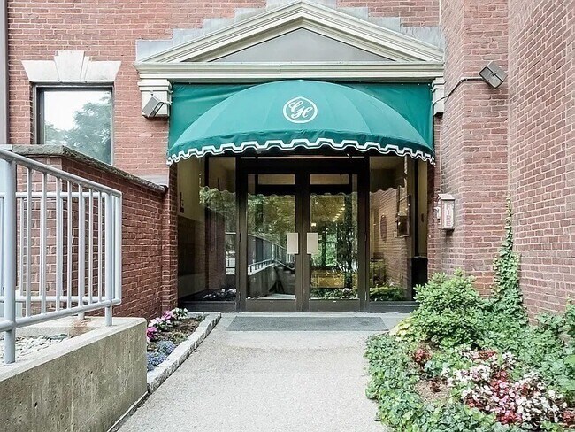 Building Photo - 50 Winchester St