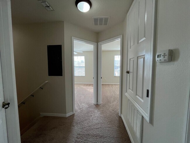 Building Photo - 3/2 Townhome at Water's Edge in Lake Nona