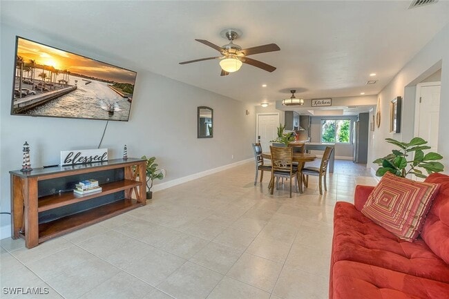 Building Photo - 4836 Tudor Dr