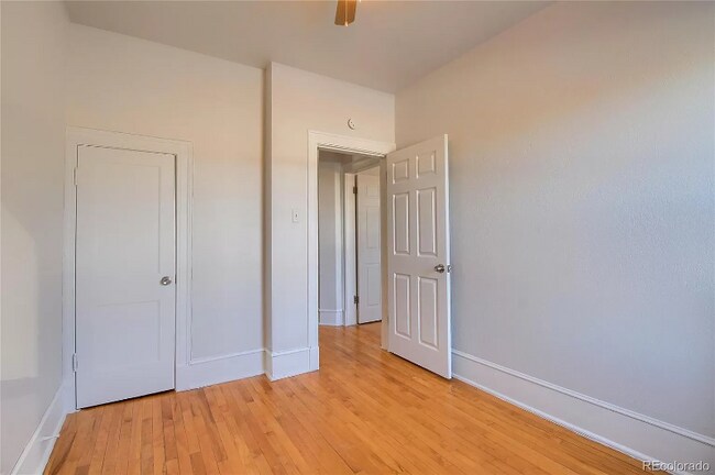 Building Photo - 541 E 14th Ave