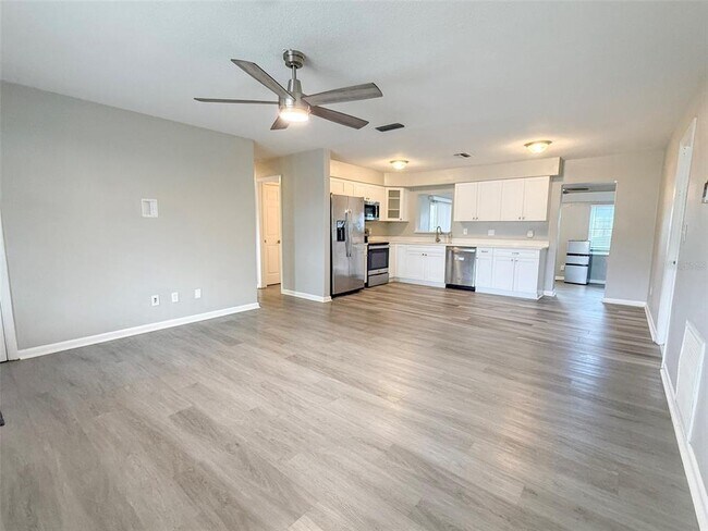 Building Photo - 13788 84th Terrace N