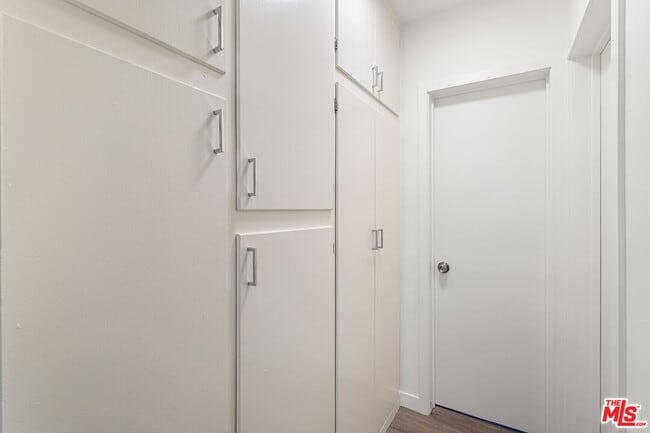 Building Photo - 1433 Brockton Ave