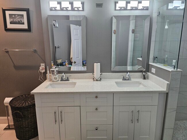 Building Photo - 8335 Mulligan Cir