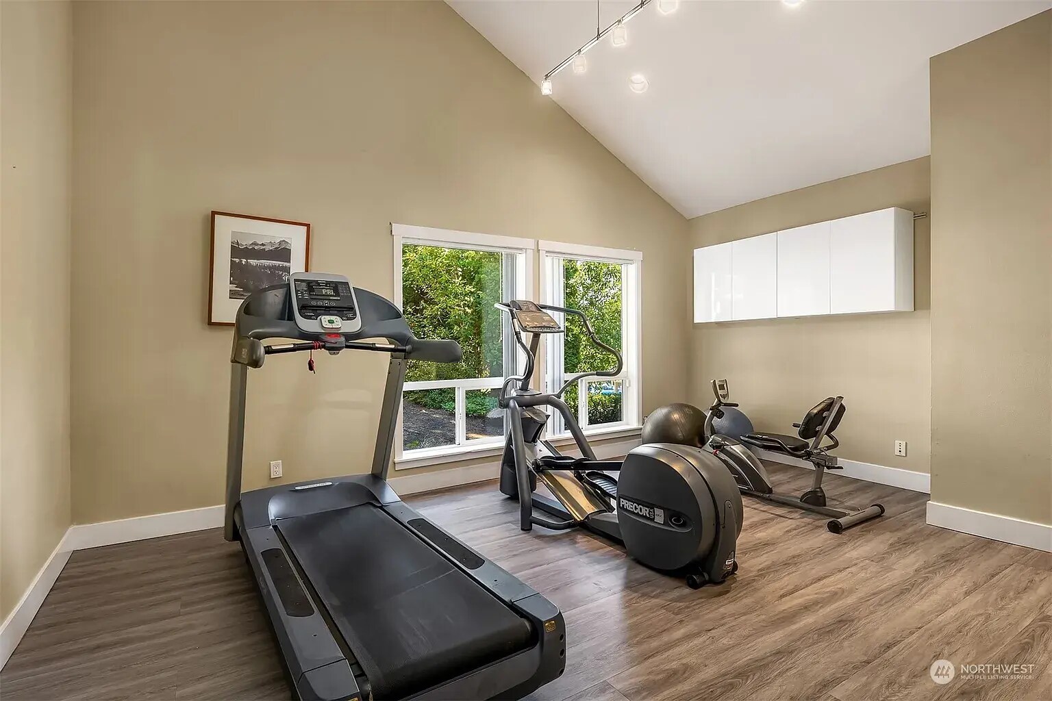 Community Gym - 11303 NE 128th St