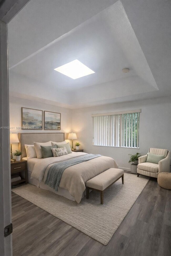 Building Photo - 1523 SE 24th Ct