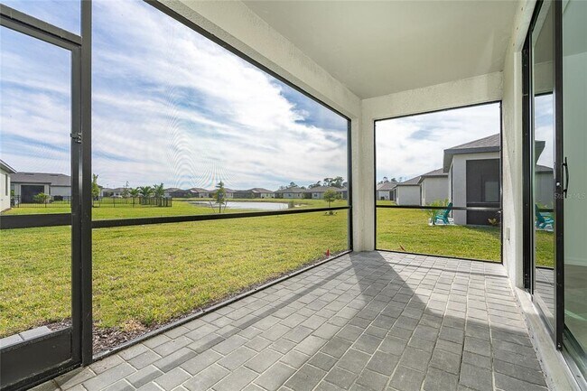 Building Photo - 1745 Saddlewood Cir