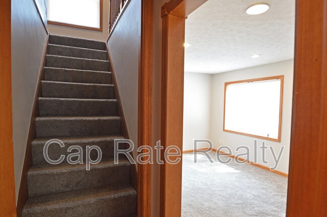 Building Photo - 2473 Renwood Pl