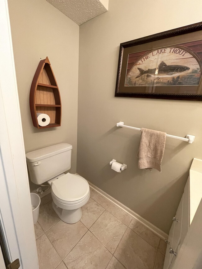 Building Photo - 7629 Century Blvd