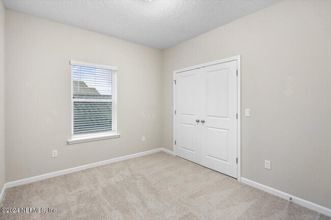 Building Photo - 70 Stargaze Ln