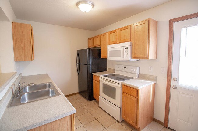Building Photo - 1426 Greensboro Dr