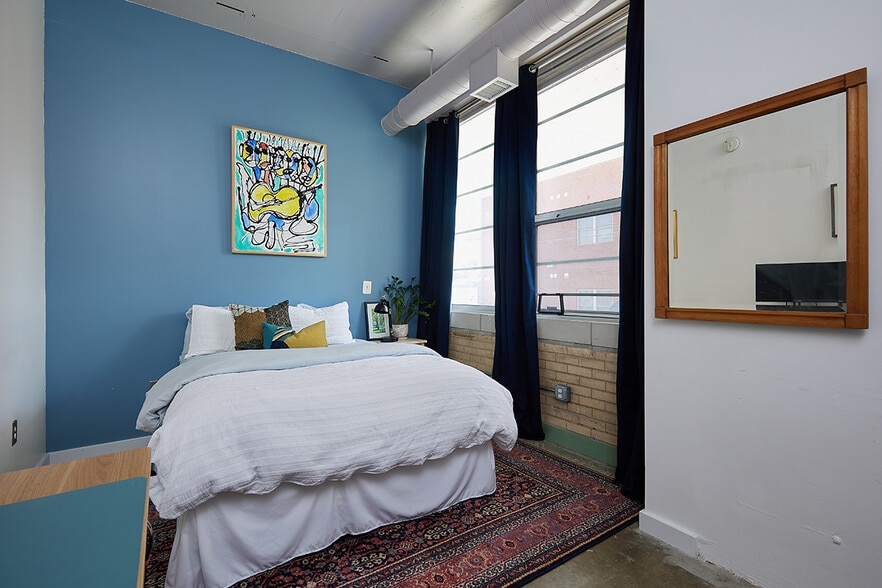 Second Bedroom/Office - 701 Lamont St NW