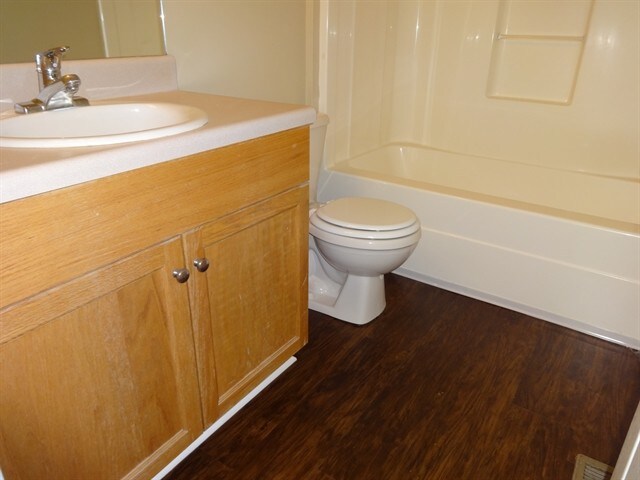 Building Photo - 197 Moreland Cir