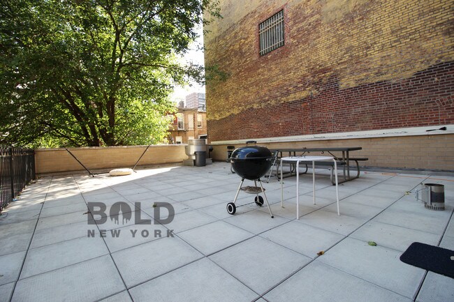 Floorplan - 80 Meserole Street