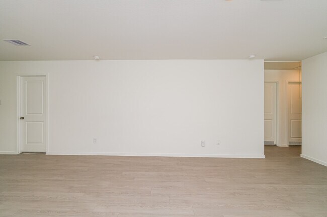 Building Photo - 10726 Red Orchid Dr