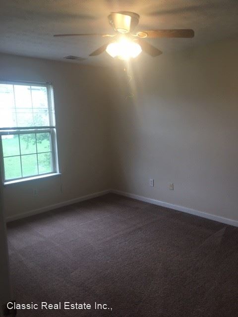 Building Photo - 3 br, 2.5 bath House - 212 Ellis Park