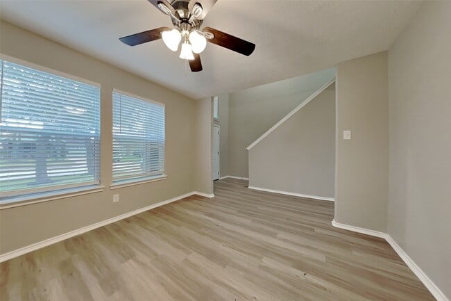 Building Photo - 11315 Harbour Lake Ct