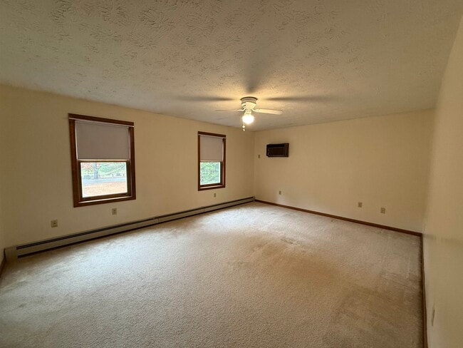 Building Photo - 352A Goffstown Back Rd