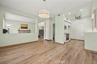 Building Photo - 2244 Black Pine Rd