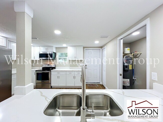 Building Photo - 552 B C Terry Rd