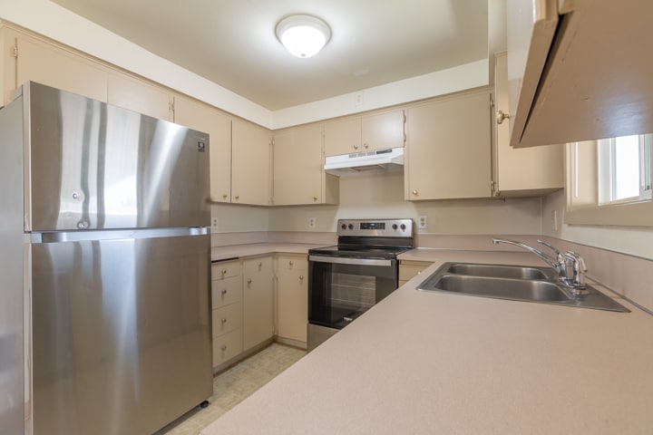 Building Photo - 113 SW Fleishauer Ln