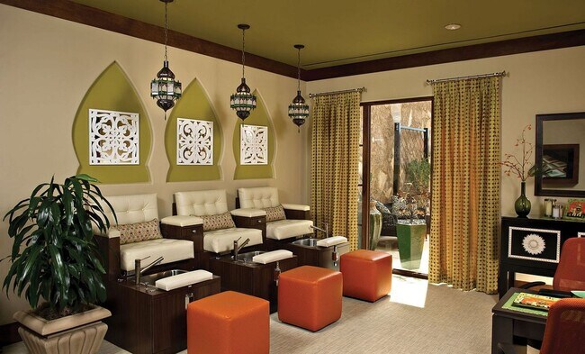 Building Photo - Luxury Rental in Queen Creek - Try Before You Buy