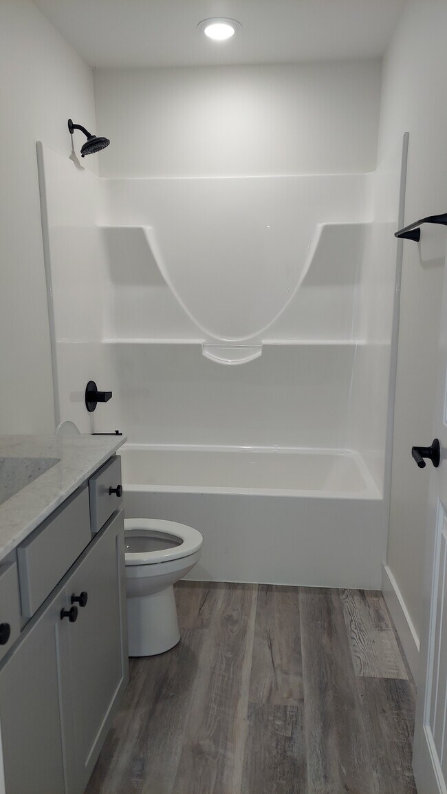 Building Photo - 1707 Soaring Ct