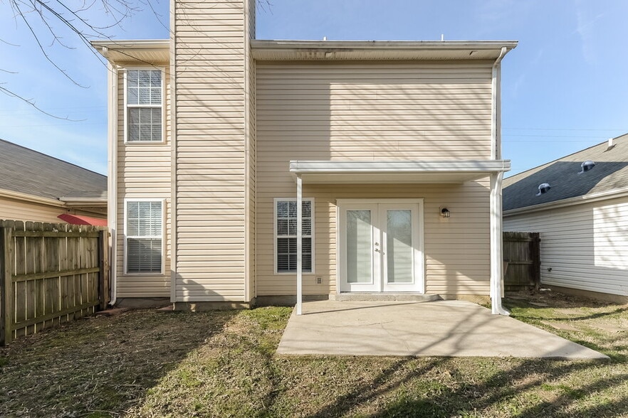 Building Photo - 3236 Penn Meade Way