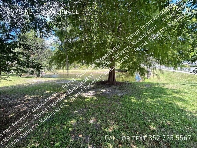 Building Photo - 4578 NE 15th Ter