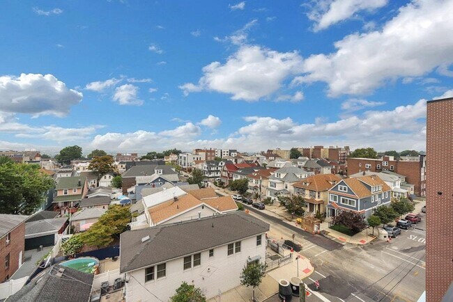 Building Photo - 8404 4th Ave