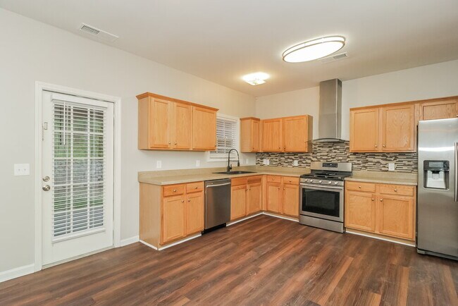 Building Photo - 42 Brookvalley Ct W