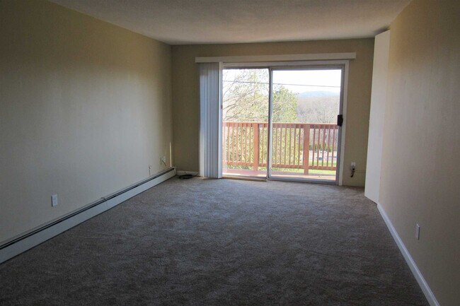 Building Photo - 37 Alpine Dr