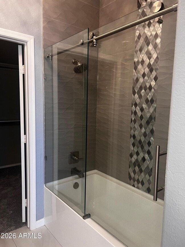 Building Photo - 9555 E Raintree Dr