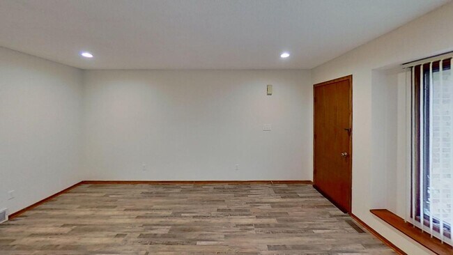 Building Photo - Updated 2BR/1BA duplex with office in partially finished basement, detached garage and across fro...