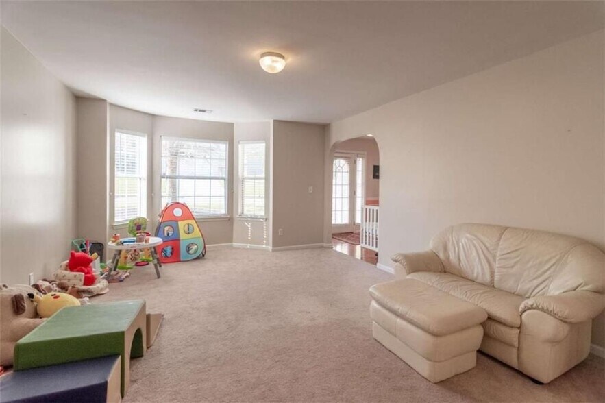 Building Photo - 7377 Spoleto Loop