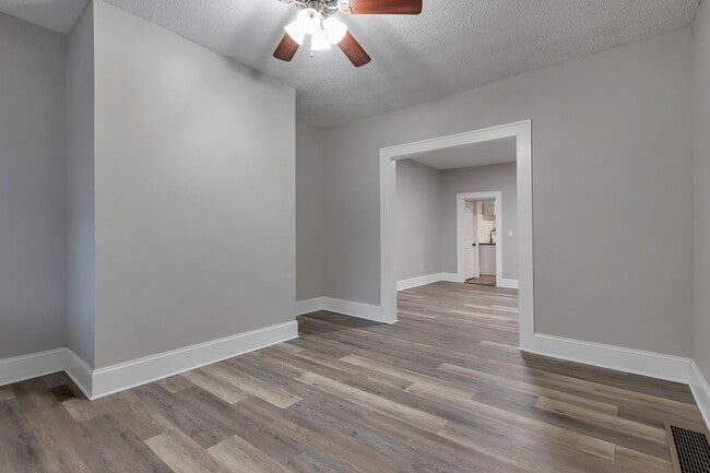 Building Photo - 293-295 Woodrow Ave