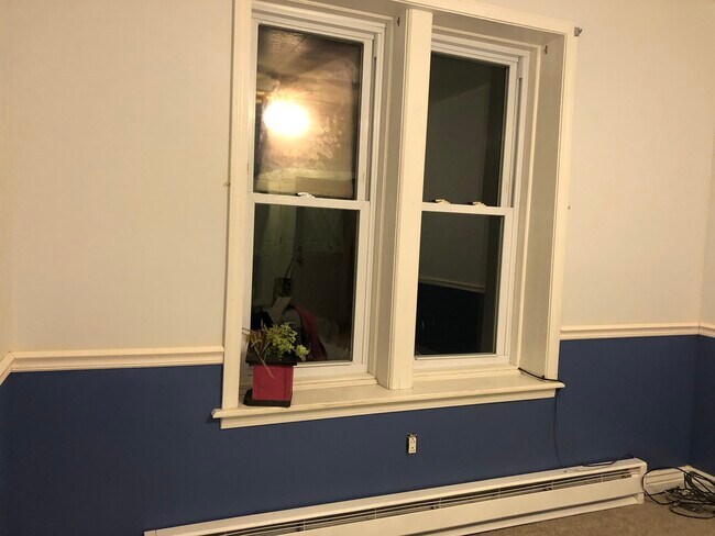 Living Room - 12 Poplar St