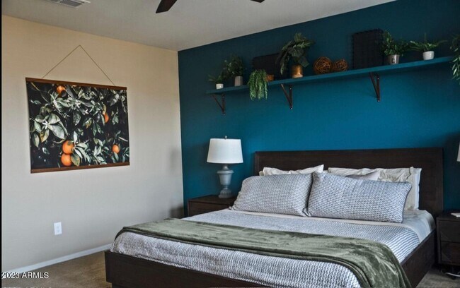 Building Photo - 9528 W Weeping Willow Rd