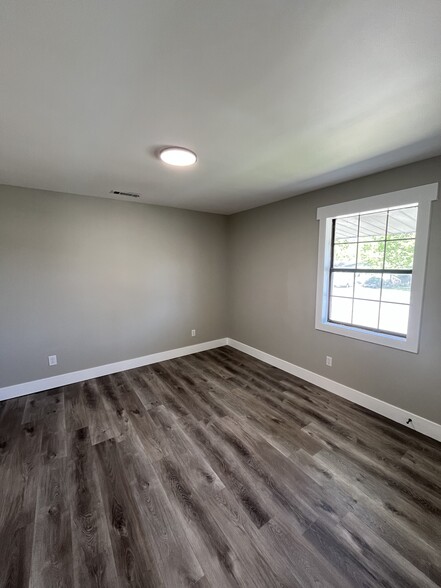 Building Photo - 971 Shannon Dr