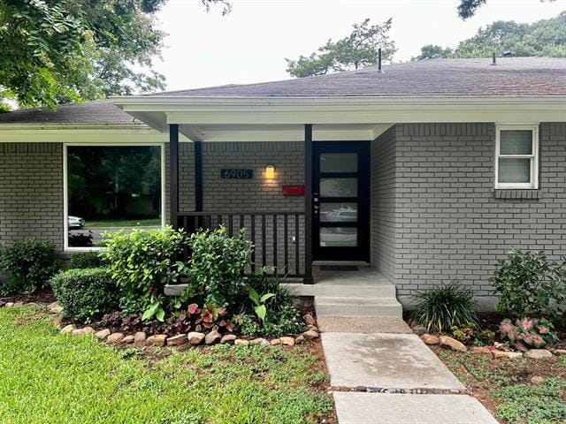 Building Photo - 6905 Arboreal Dr