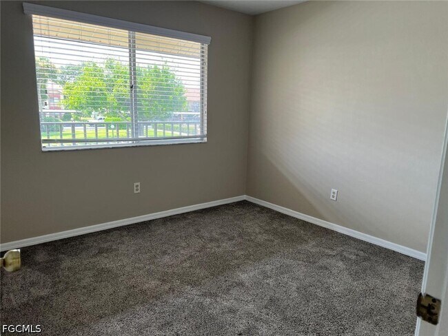 Building Photo - 13076 Cross Creek Ct