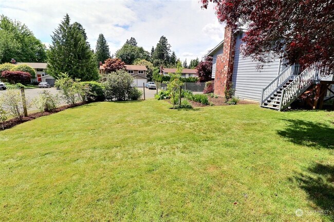 Building Photo - 10608 166th Pl NE