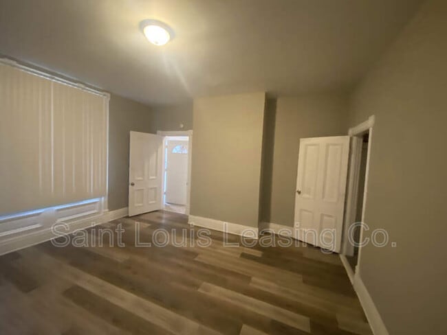 Building Photo - 6163 Gambleton Pl