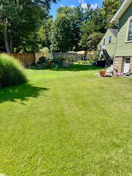 Building Photo - 2210 N Lexington St