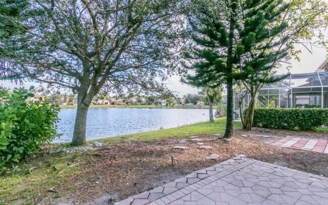 Building Photo - 3779 Pebblebrook Ct