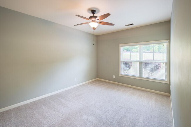 Building Photo - Private 4BR Home on Acreage with Pool and Hot Tub Near Downtown Senoia