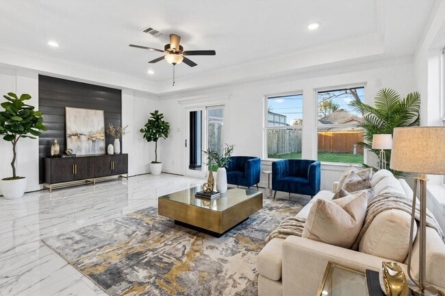 Building Photo - 10232 Porto Rico Rd