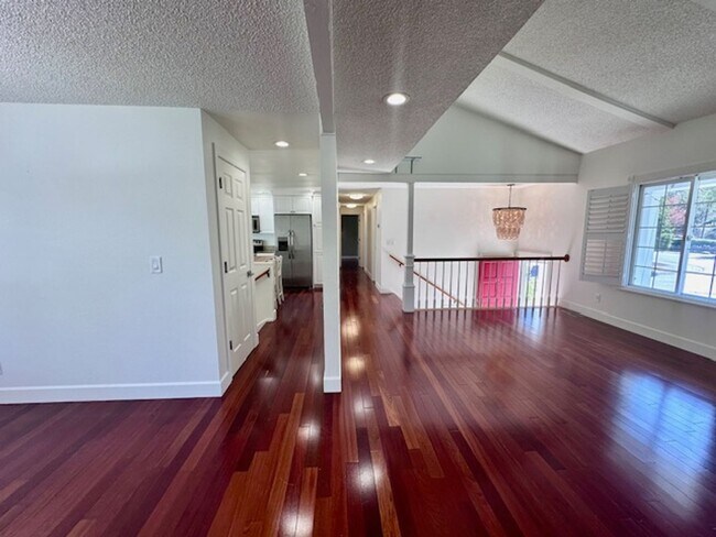 Building Photo - 15054 SE Fairwood Blvd