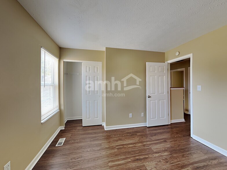 Building Photo - 9709 Wickland Ct