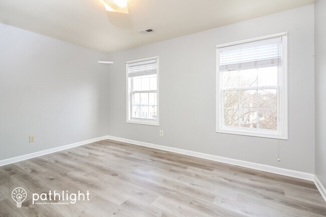 Building Photo - 2724 Kentwood Forest Ct, Chester, VA, 23831